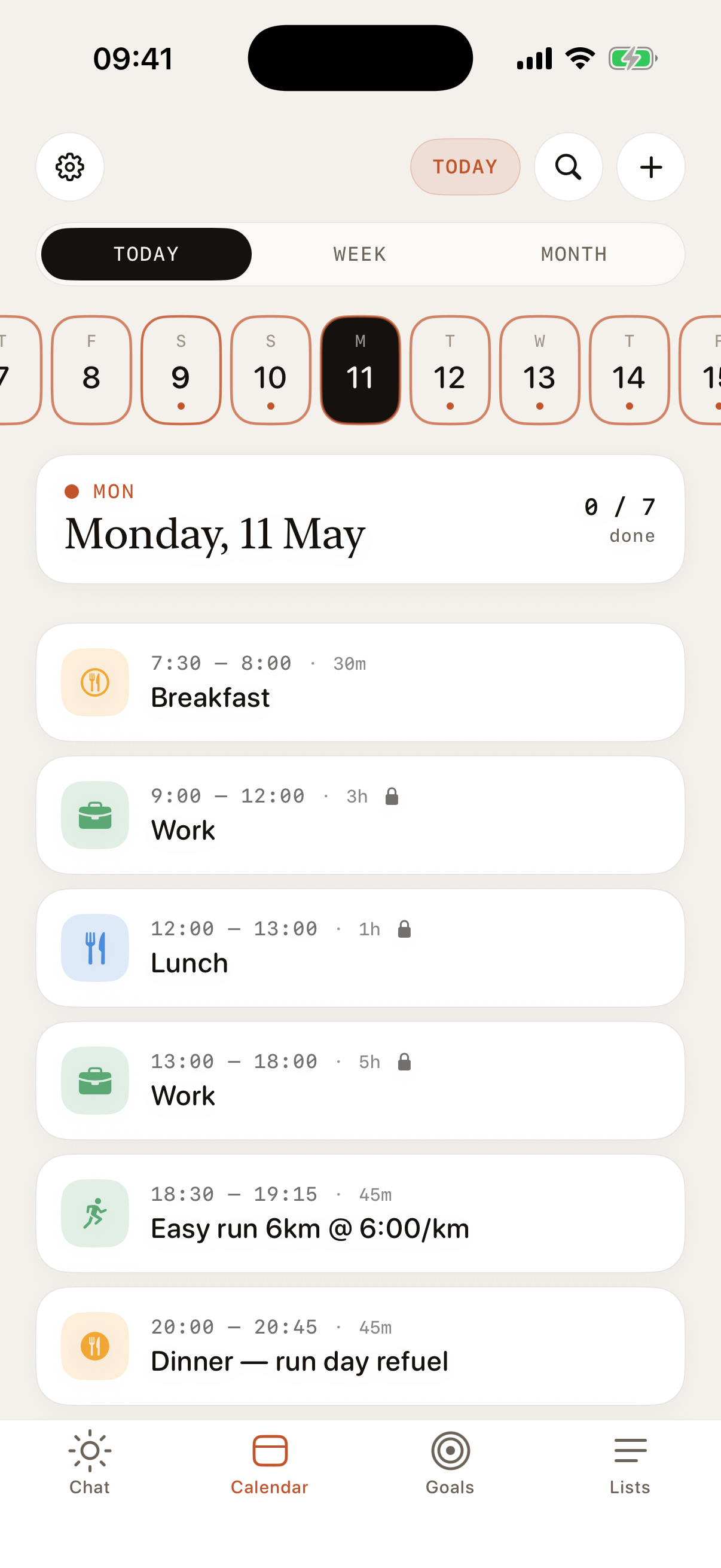 StrideFlow chat interface where the user types a goal, for example finishing a UX course in six weeks.