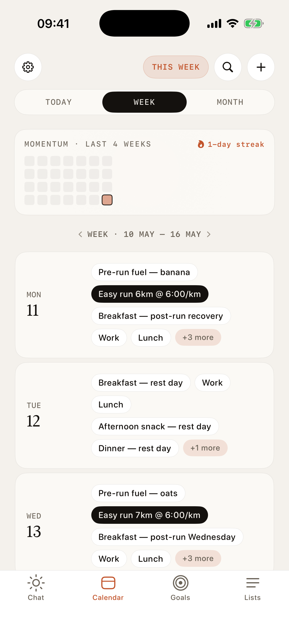 StrideFlow weekly calendar with hard blocks like work and flexible blocks like a course session and gym.
